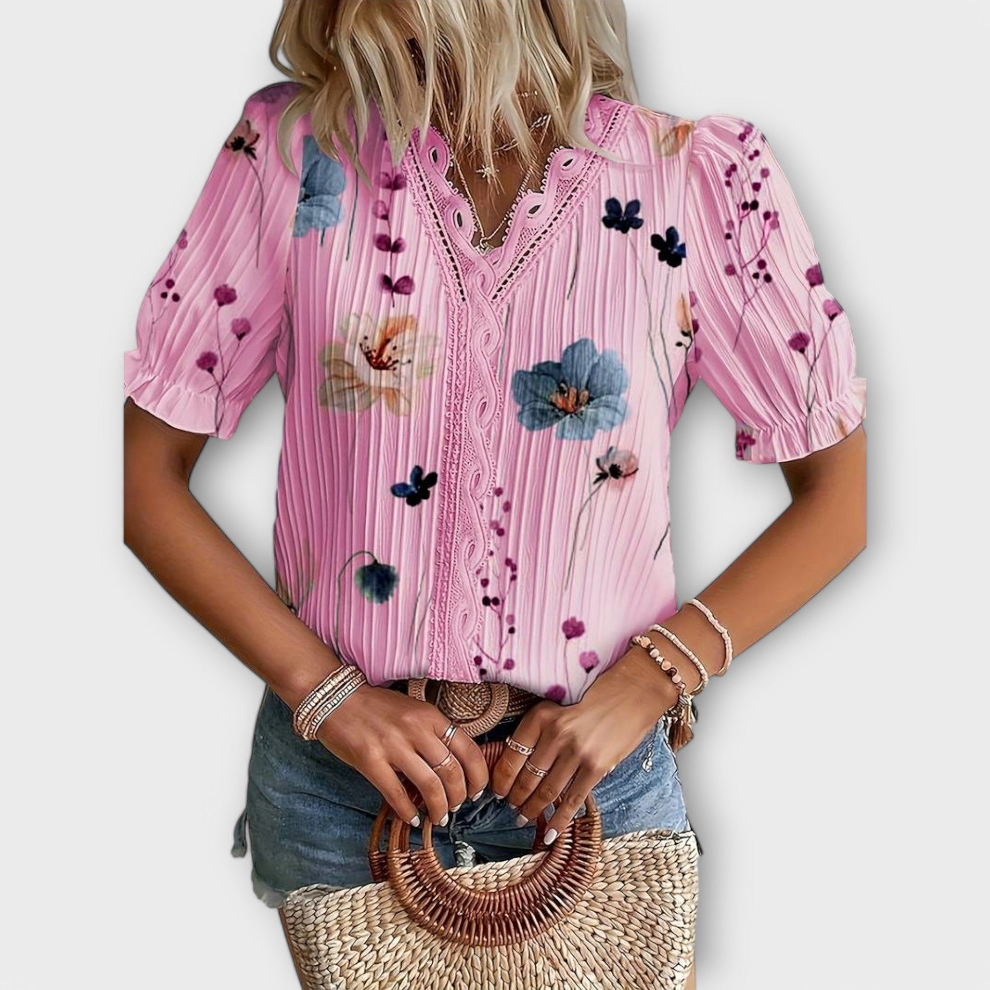 Celvyna | Blouse Moderne à Décolleté en V