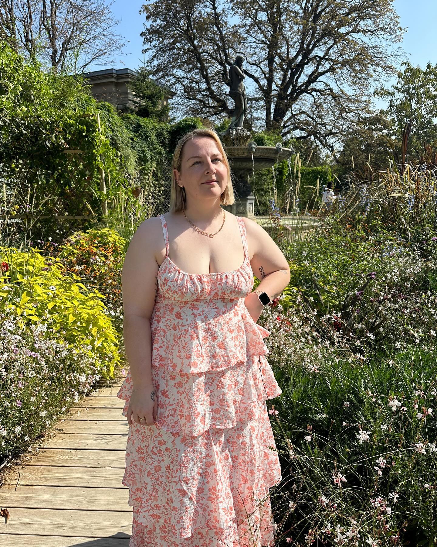 Élina – Robe Longue Fleurie Romantique