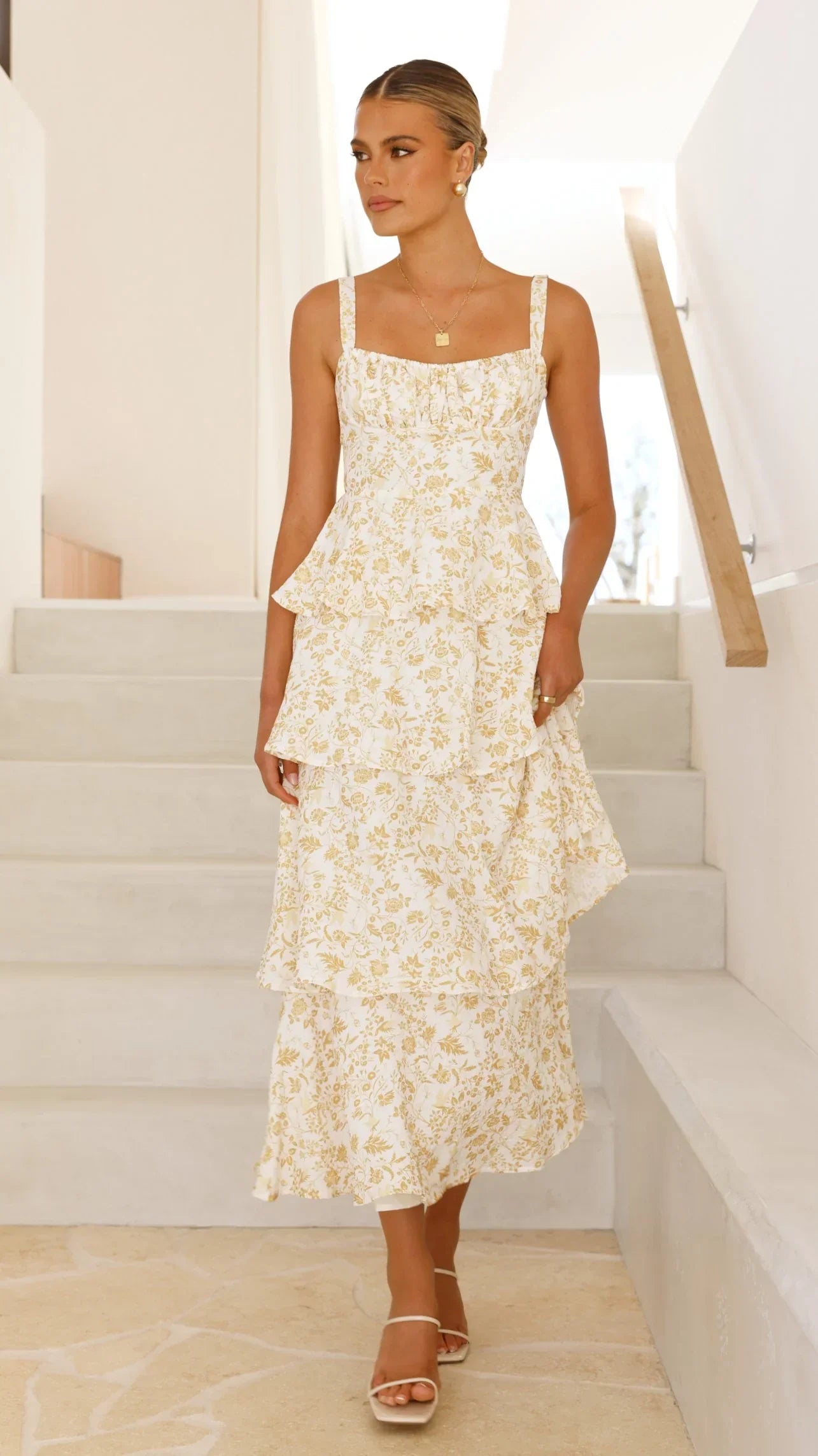 Élina – Robe Longue Fleurie Romantique