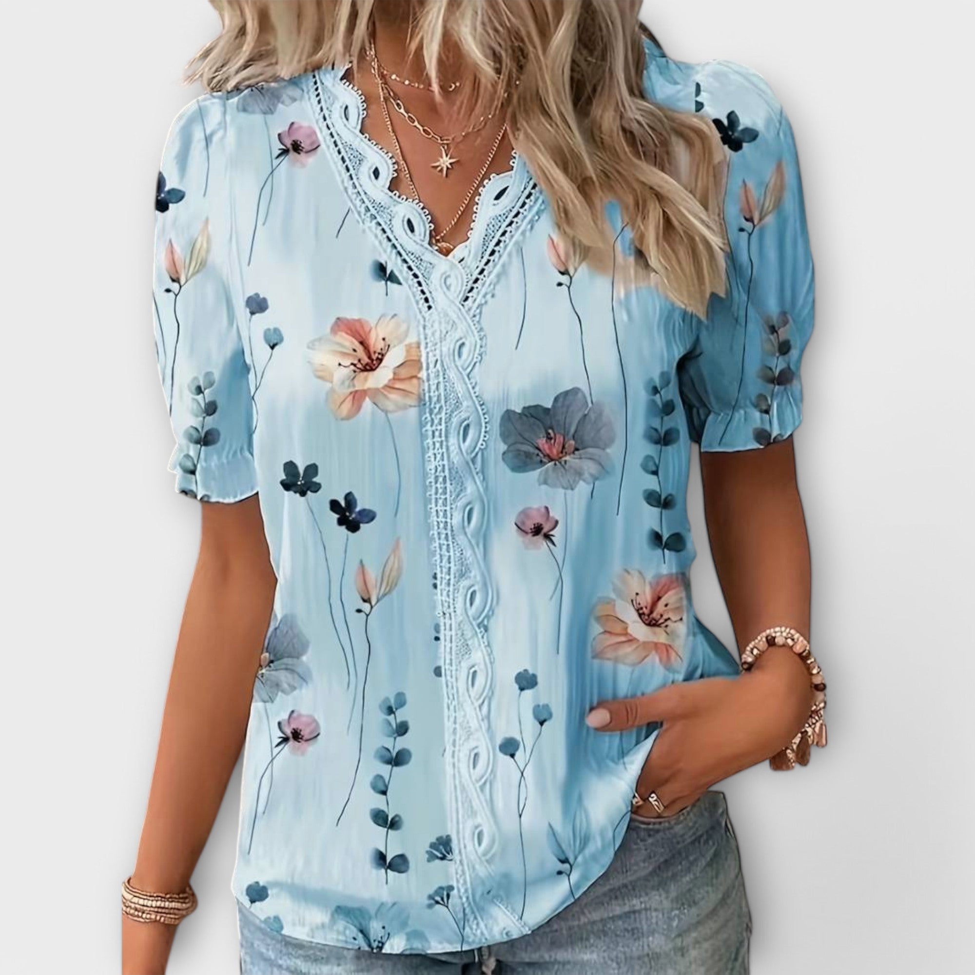 Celvyna | Blouse Moderne à Décolleté en V