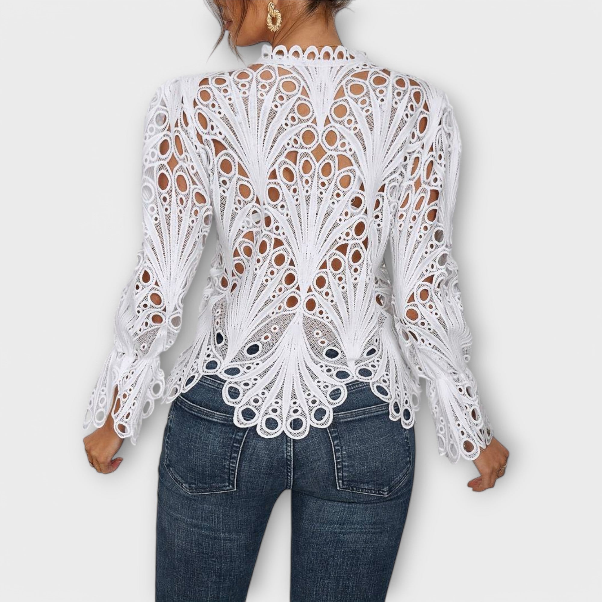 Aveline | Blouse Asymétrique au Style Contemporain